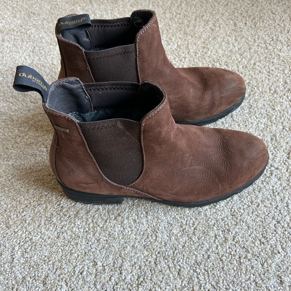 Dubarry of Ireland Chelsea boots. - Picture 2 of 4